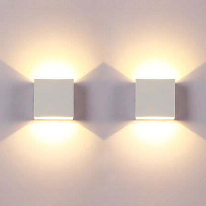 lampes murales, LED modernes pour intérieur, éclairage blanc vers le haut et vers le bas